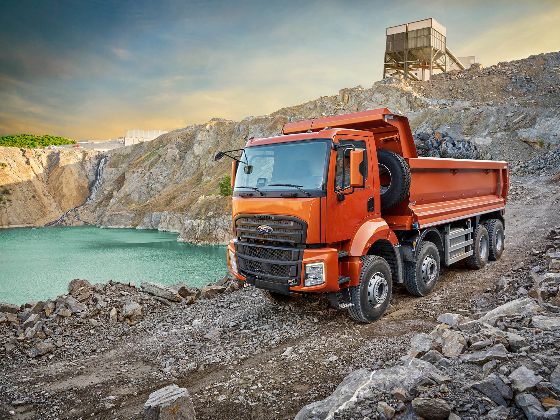 Ford F-LINE sklápač